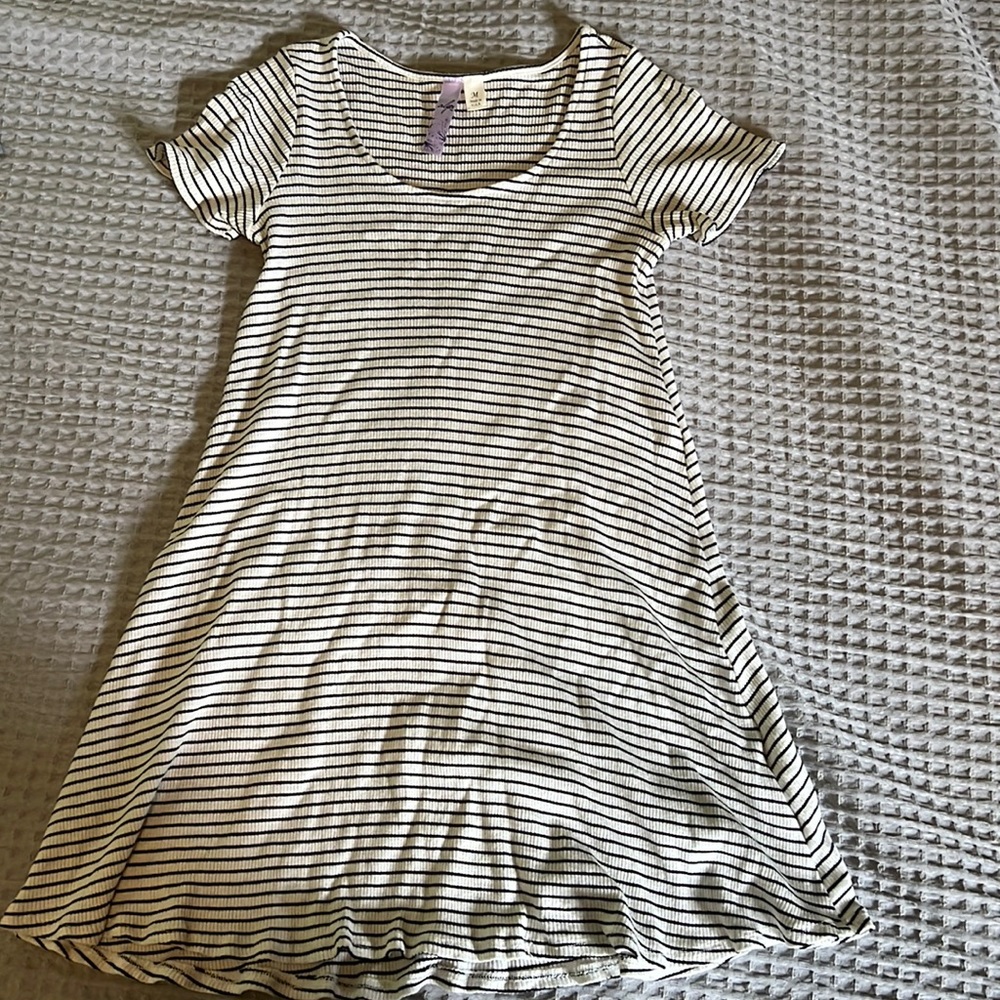 White/black Striped Dress